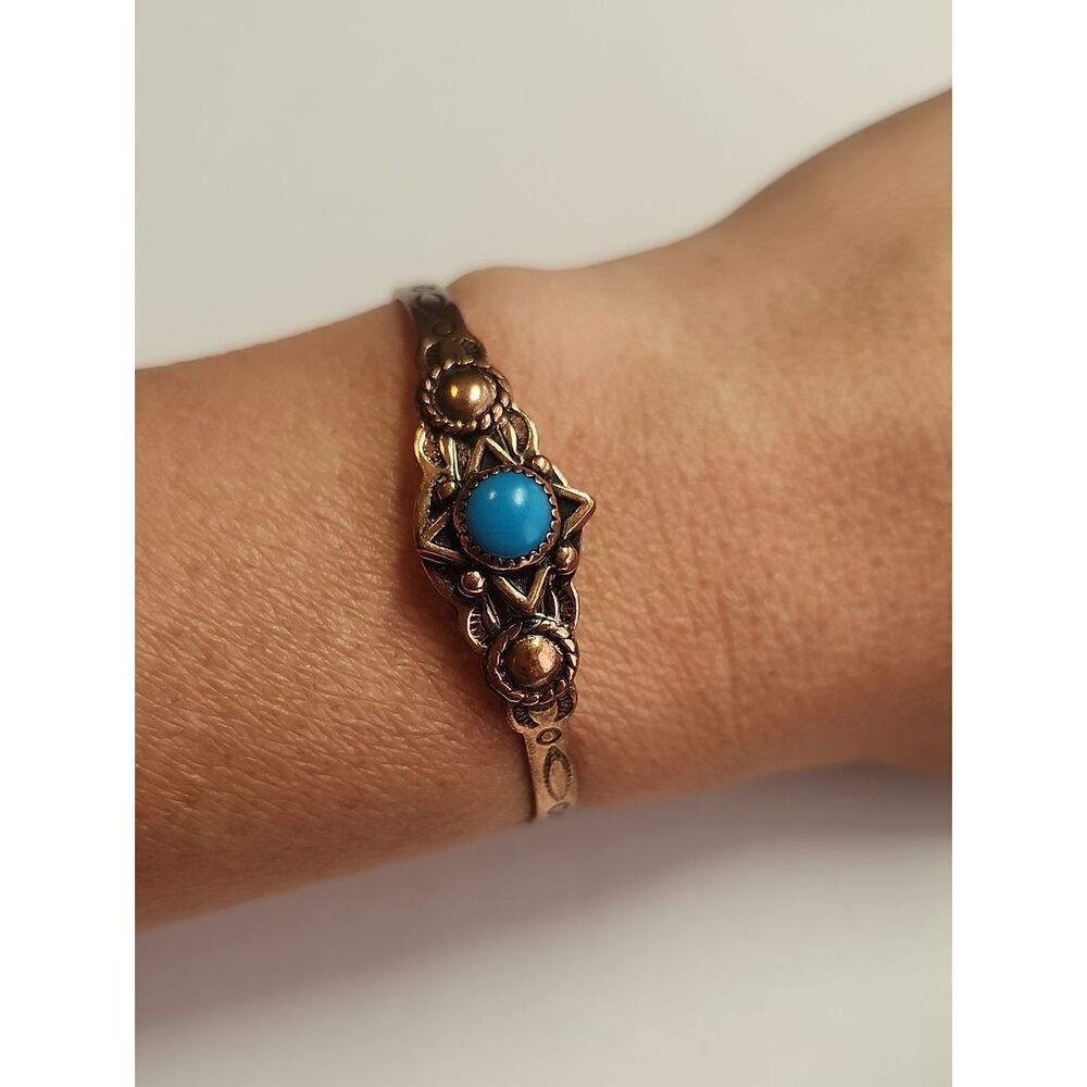 Wheeler Manufacturing Copper Turquoise Childs /Womens Small Wrist Bracelet